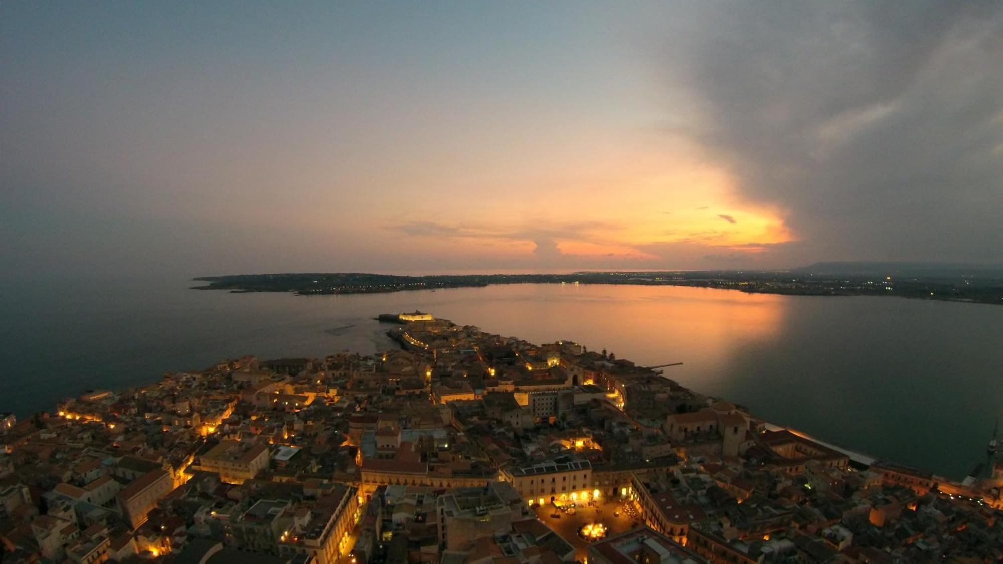 Balcony In Giudecca By Ortigia Apartments Syracuse Екстер'єр фото